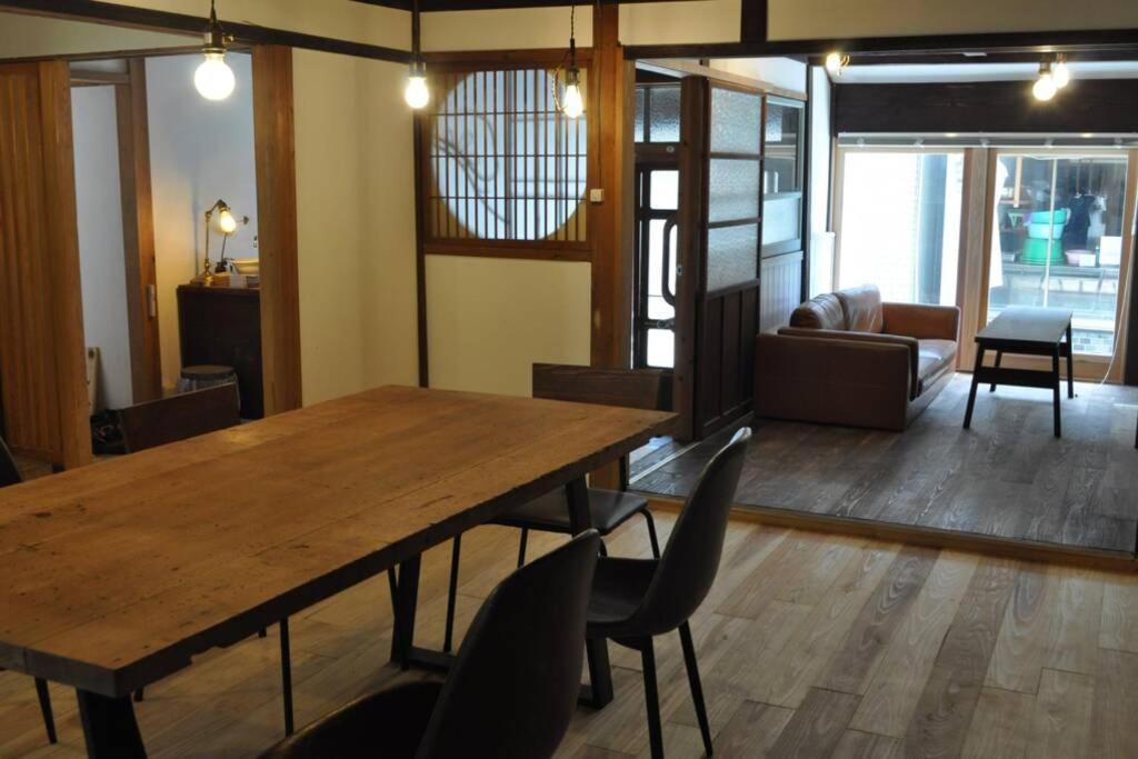 呼子の港路地の古民家一棟貸切宿梵soyogi Karatsu Eksteriør bilde
