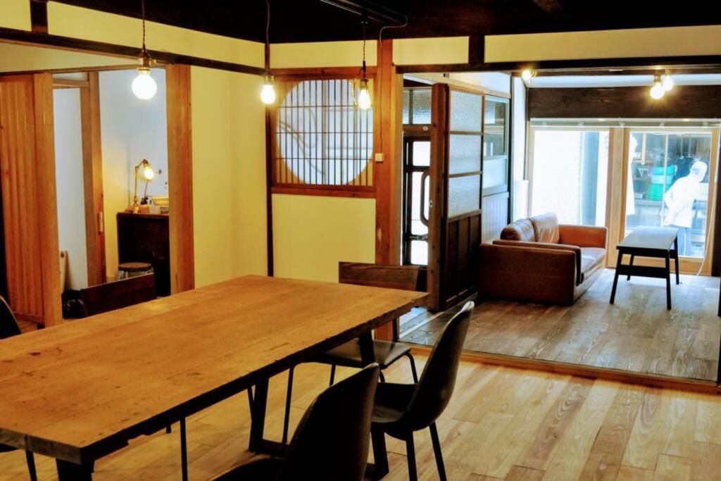 呼子の港路地の古民家一棟貸切宿梵soyogi Karatsu Eksteriør bilde